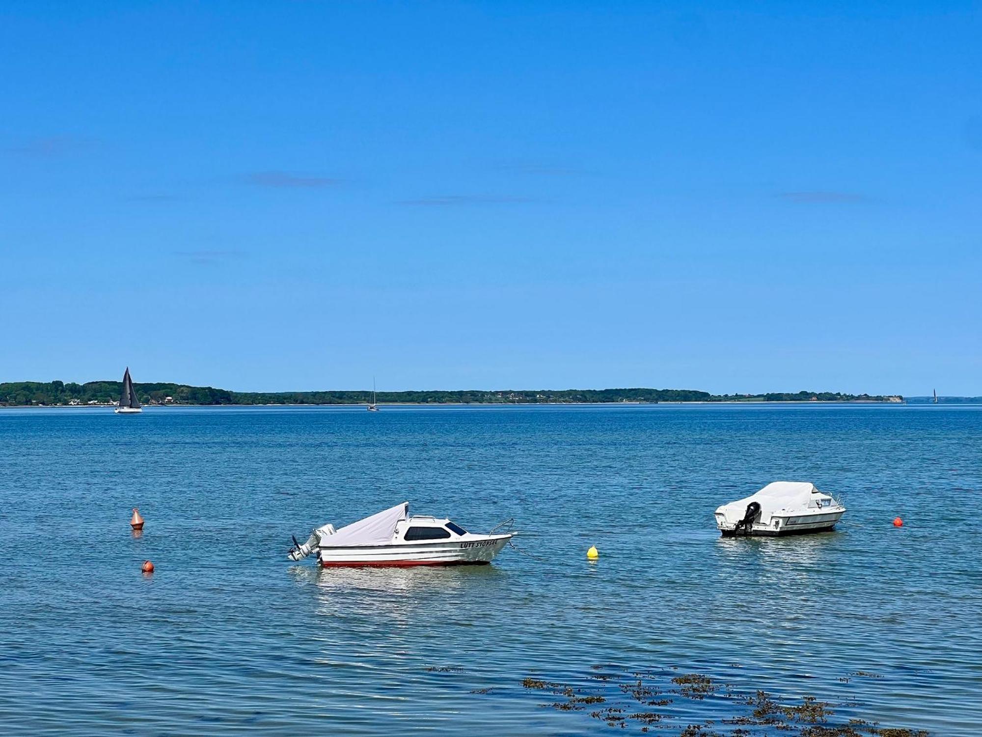 Urlaub Mit Ostseeblick, Schwimmbad, Sauna & Direkte Strandlage Kronsgaard Kültér fotó
