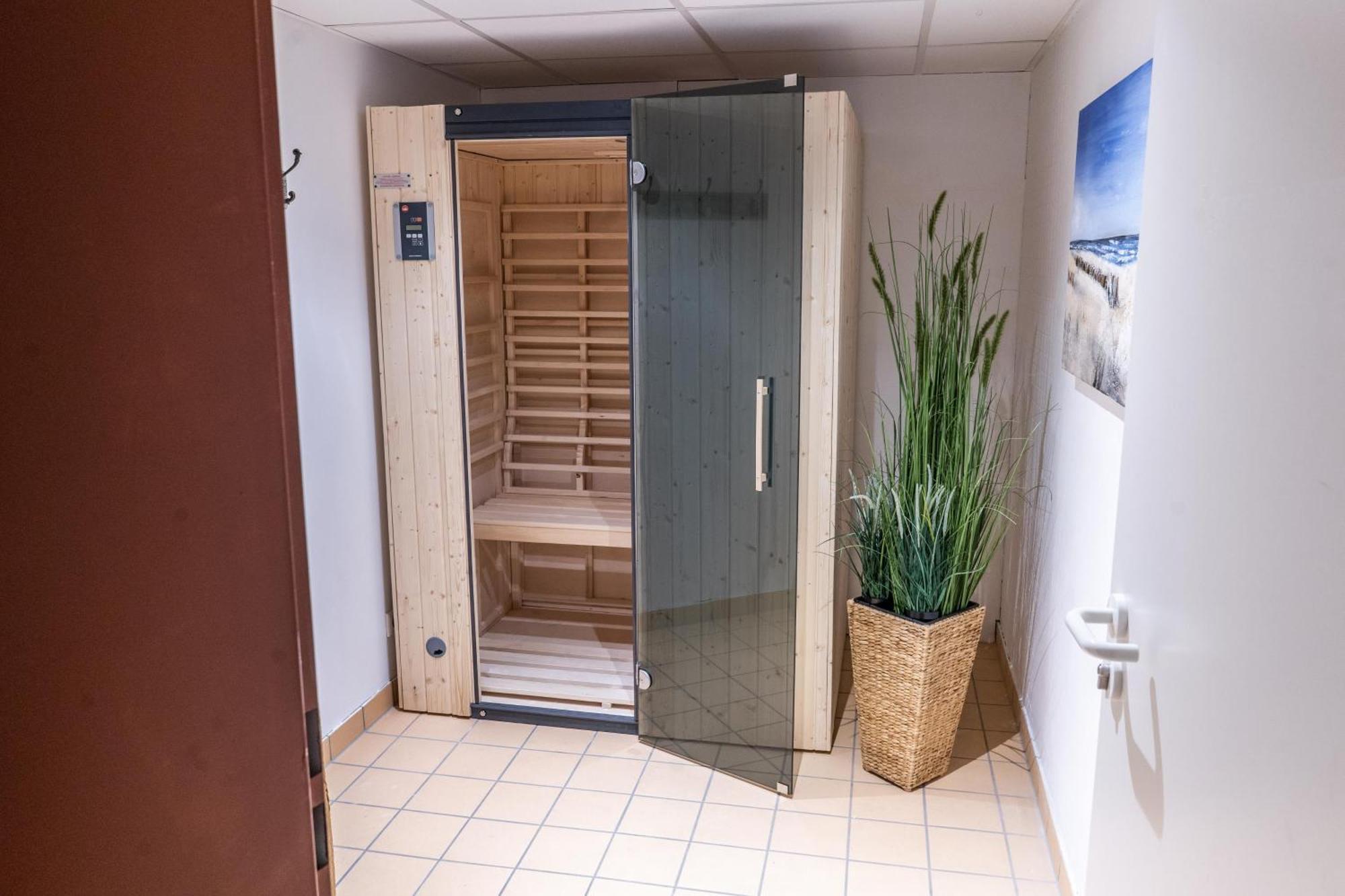 Urlaub Mit Ostseeblick, Schwimmbad, Sauna & Direkte Strandlage Kronsgaard Kültér fotó