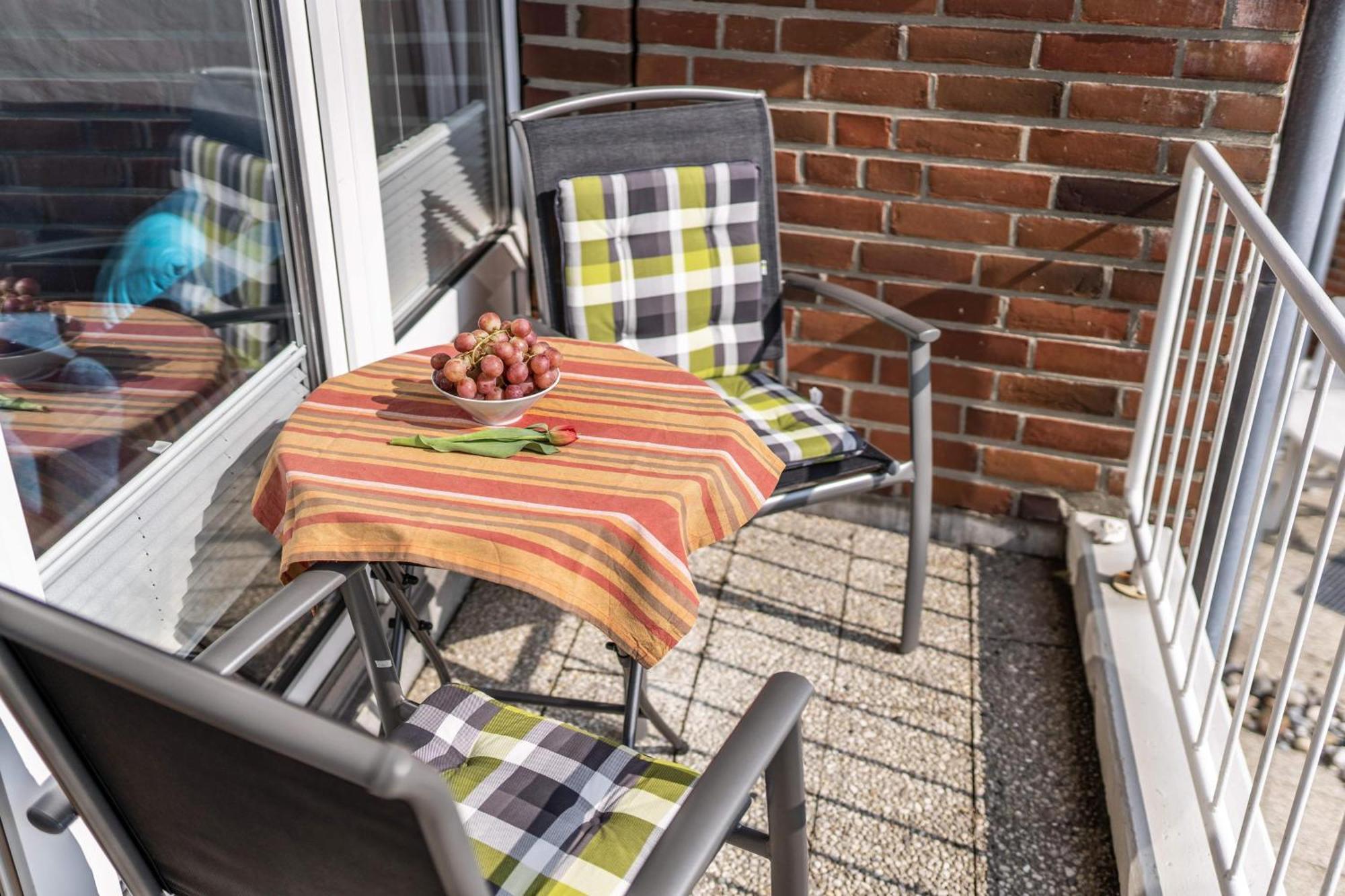 Urlaub Mit Ostseeblick, Schwimmbad, Sauna & Direkte Strandlage Kronsgaard Kültér fotó